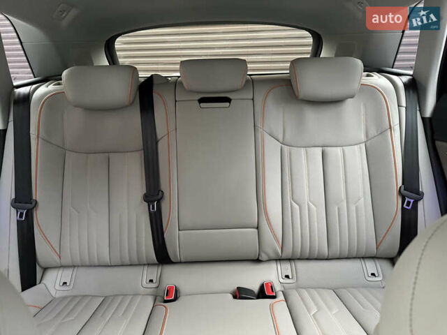 Белый Ауди E-Tron, объемом двигателя 0 л и пробегом 60 тыс. км за 34700 $, фото 53 на Automoto.ua