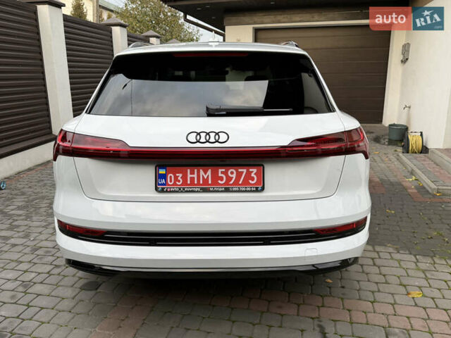 Белый Ауди E-Tron, объемом двигателя 0 л и пробегом 60 тыс. км за 34700 $, фото 26 на Automoto.ua