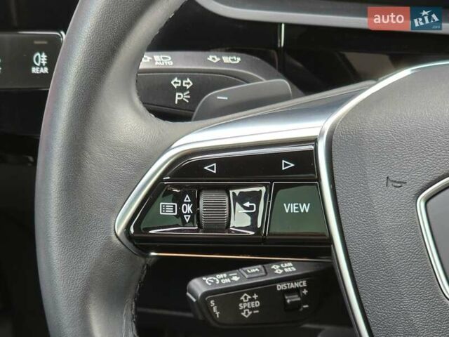 Белый Ауди E-Tron, объемом двигателя 0 л и пробегом 26 тыс. км за 48778 $, фото 15 на Automoto.ua