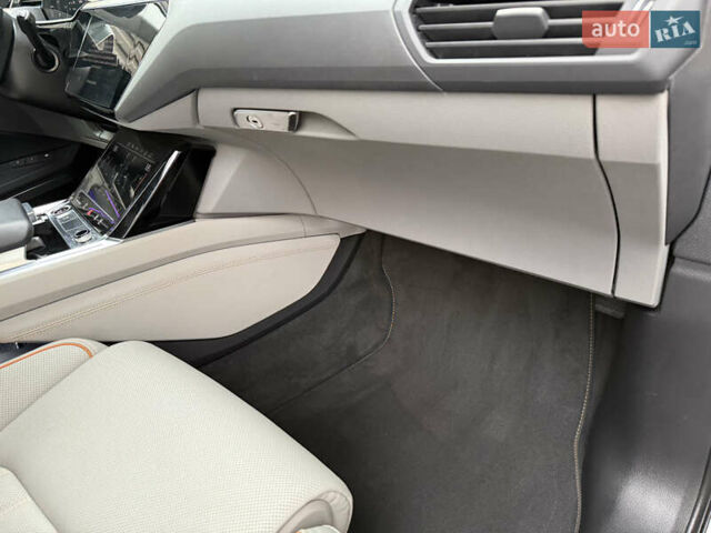 Белый Ауди E-Tron, объемом двигателя 0 л и пробегом 60 тыс. км за 34700 $, фото 54 на Automoto.ua