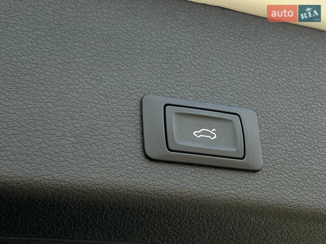 Белый Ауди E-Tron, объемом двигателя 0 л и пробегом 23 тыс. км за 44483 $, фото 35 на Automoto.ua