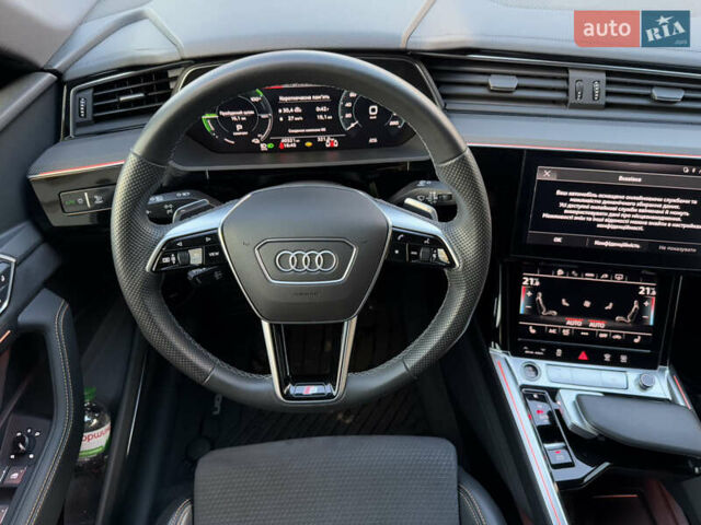 Белый Ауди E-Tron, объемом двигателя 0 л и пробегом 55 тыс. км за 43000 $, фото 5 на Automoto.ua