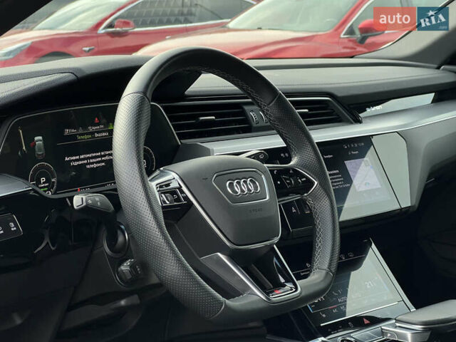 Белый Ауди E-Tron, объемом двигателя 0 л и пробегом 23 тыс. км за 44483 $, фото 22 на Automoto.ua