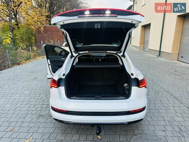 Белый Ауди E-Tron, объемом двигателя 0 л и пробегом 150 тыс. км за 33500 $, фото 39 на Automoto.ua