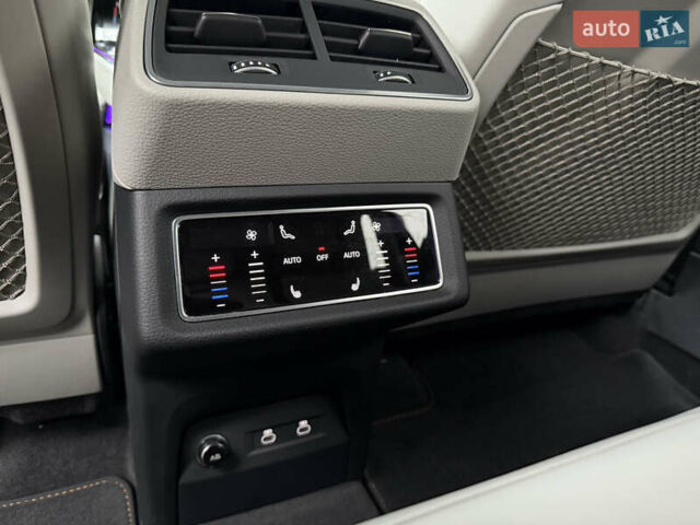 Белый Ауди E-Tron, объемом двигателя 0 л и пробегом 60 тыс. км за 34700 $, фото 41 на Automoto.ua