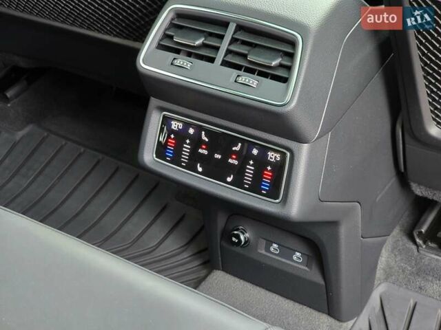 Белый Ауди E-Tron, объемом двигателя 0 л и пробегом 26 тыс. км за 48778 $, фото 21 на Automoto.ua