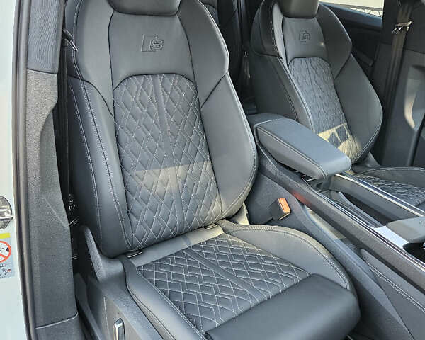 Белый Ауди E-Tron, объемом двигателя 0 л и пробегом 1 тыс. км за 64999 $, фото 21 на Automoto.ua