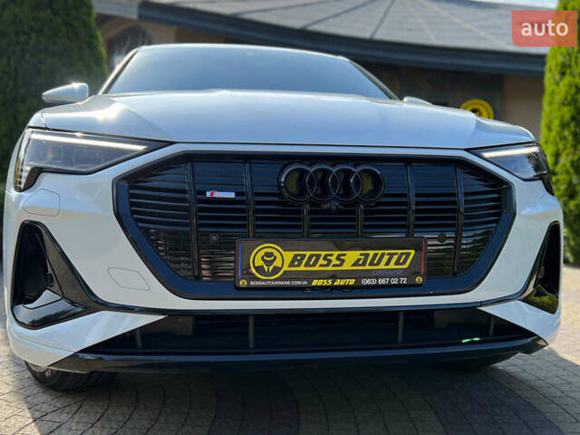 Белый Ауди E-Tron, объемом двигателя 0 л и пробегом 33 тыс. км за 45900 $, фото 10 на Automoto.ua