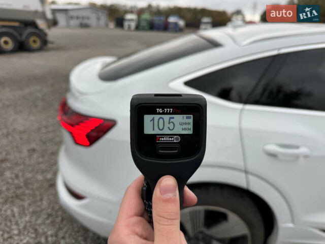 Белый Ауди E-Tron, объемом двигателя 0 л и пробегом 20 тыс. км за 51500 $, фото 43 на Automoto.ua