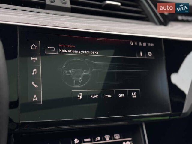 Белый Ауди E-Tron, объемом двигателя 0 л и пробегом 20 тыс. км за 51500 $, фото 22 на Automoto.ua