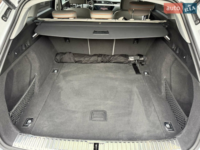 Белый Ауди E-Tron, объемом двигателя 0 л и пробегом 60 тыс. км за 34700 $, фото 42 на Automoto.ua