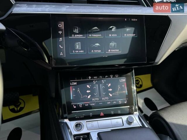 Белый Ауди E-Tron, объемом двигателя 0 л и пробегом 33 тыс. км за 42990 $, фото 32 на Automoto.ua