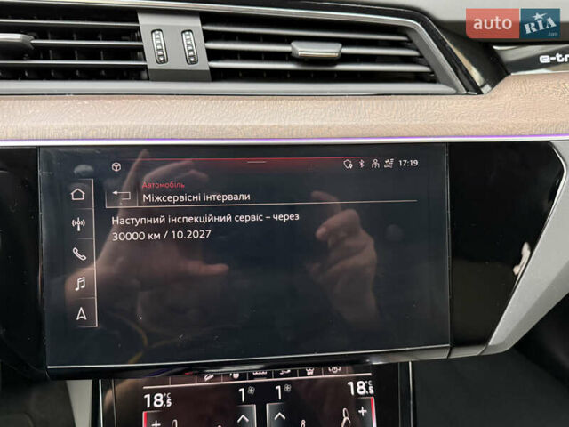 Белый Ауди E-Tron, объемом двигателя 0 л и пробегом 60 тыс. км за 34700 $, фото 75 на Automoto.ua