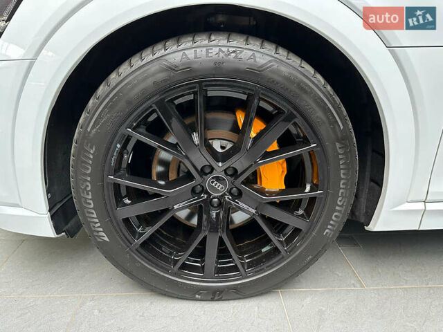 Белый Ауди E-Tron, объемом двигателя 0 л и пробегом 41 тыс. км за 47000 $, фото 5 на Automoto.ua