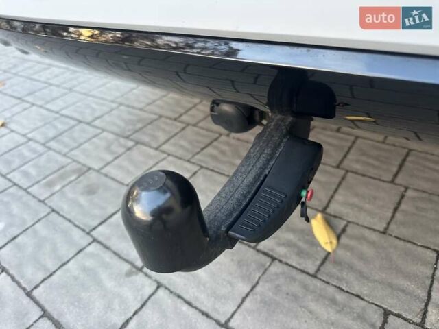 Белый Ауди E-Tron, объемом двигателя 0 л и пробегом 150 тыс. км за 33500 $, фото 40 на Automoto.ua