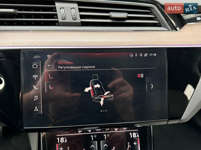 Белый Ауди E-Tron, объемом двигателя 0 л и пробегом 60 тыс. км за 34700 $, фото 71 на Automoto.ua