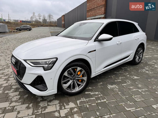 Белый Ауди E-Tron, объемом двигателя 0 л и пробегом 27 тыс. км за 38800 $, фото 11 на Automoto.ua