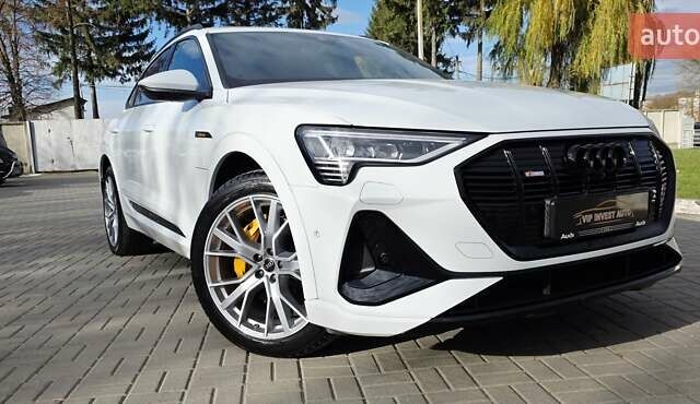 Белый Ауди E-Tron, объемом двигателя 0 л и пробегом 110 тыс. км за 37700 $, фото 33 на Automoto.ua
