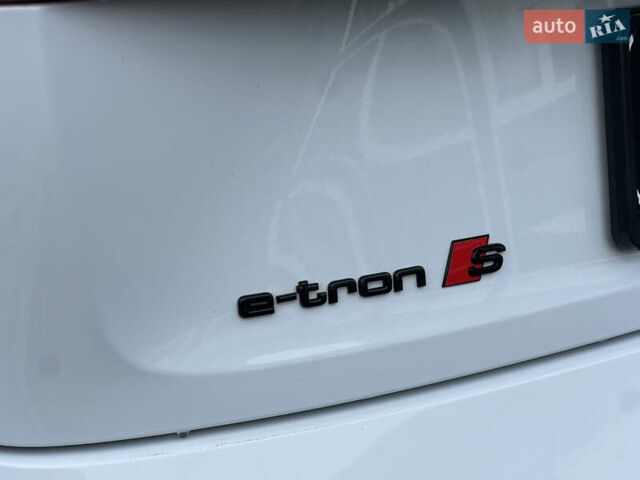 Білий Ауді E-Tron, об'ємом двигуна 0 л та пробігом 48 тис. км за 48798 $, фото 20 на Automoto.ua