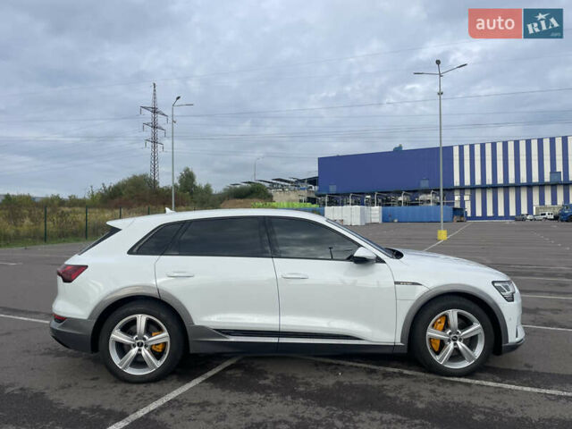 Білий Ауді E-Tron, об'ємом двигуна 0 л та пробігом 29 тис. км за 37999 $, фото 9 на Automoto.ua