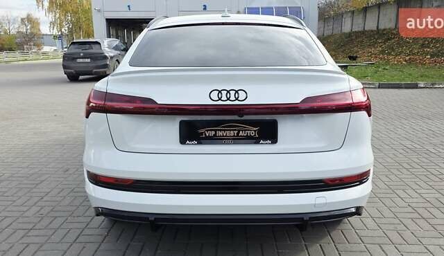 Белый Ауди E-Tron, объемом двигателя 0 л и пробегом 110 тыс. км за 37700 $, фото 21 на Automoto.ua