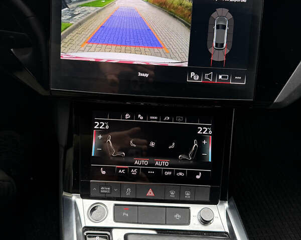 Белый Ауди E-Tron, объемом двигателя 0 л и пробегом 38 тыс. км за 38500 $, фото 33 на Automoto.ua