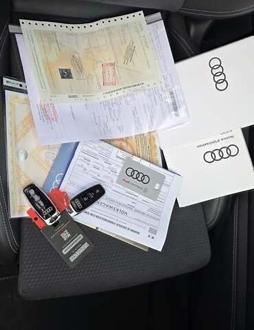 Белый Ауди E-Tron, объемом двигателя 0 л и пробегом 110 тыс. км за 37700 $, фото 50 на Automoto.ua