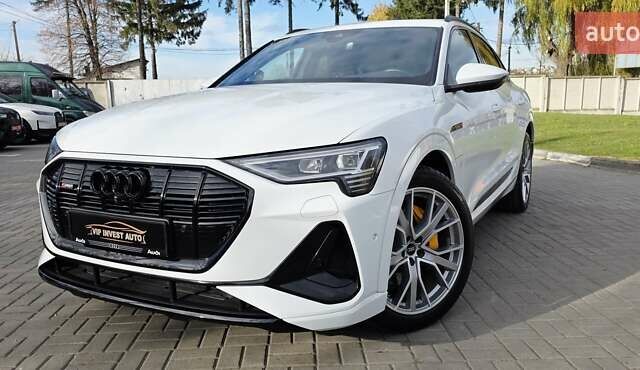 Белый Ауди E-Tron, объемом двигателя 0 л и пробегом 110 тыс. км за 37700 $, фото 41 на Automoto.ua