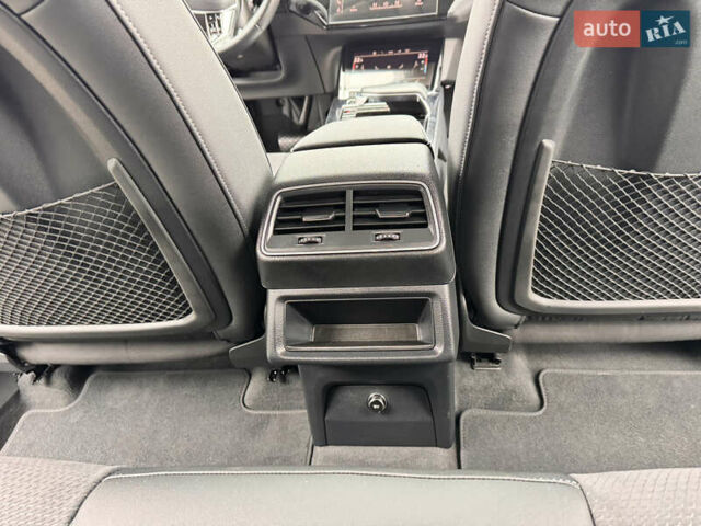 Белый Ауди E-Tron, объемом двигателя 0 л и пробегом 27 тыс. км за 38800 $, фото 24 на Automoto.ua