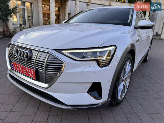 Ауди E-Tron 2023 в Хмельницком на Automoto.ua Белый Ауди E-Tron, объемом двигателя 0 л и пробегом 28 тыс. км за 39500 $, фото 4 на Automoto.ua