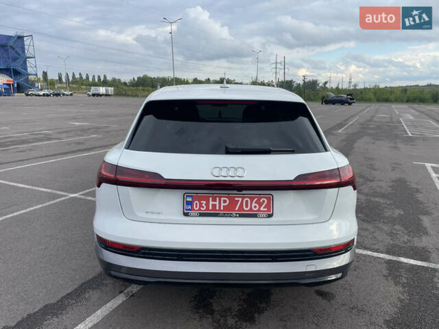 Білий Ауді E-Tron, об'ємом двигуна 0 л та пробігом 29 тис. км за 37999 $, фото 19 на Automoto.ua