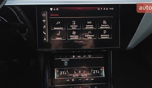 Белый Ауди E-Tron, объемом двигателя 0 л и пробегом 110 тыс. км за 37700 $, фото 85 на Automoto.ua