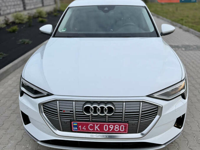 Белый Ауди E-Tron, объемом двигателя 0 л и пробегом 38 тыс. км за 38500 $, фото 1 на Automoto.ua