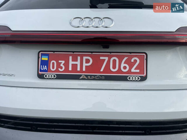 Білий Ауді E-Tron, об'ємом двигуна 0 л та пробігом 29 тис. км за 37999 $, фото 18 на Automoto.ua