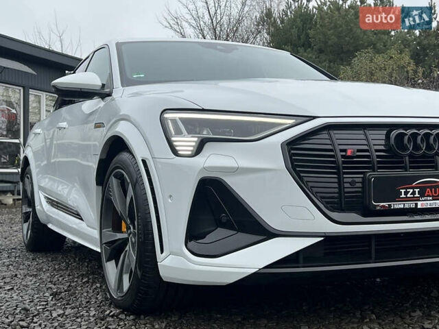 Білий Ауді E-Tron, об'ємом двигуна 0 л та пробігом 48 тис. км за 48798 $, фото 9 на Automoto.ua