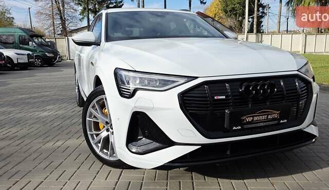Белый Ауди E-Tron, объемом двигателя 0 л и пробегом 110 тыс. км за 37700 $, фото 35 на Automoto.ua