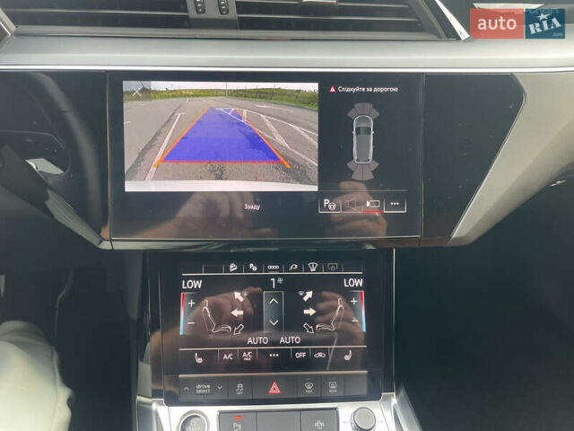 Білий Ауді E-Tron, об'ємом двигуна 0 л та пробігом 29 тис. км за 37999 $, фото 55 на Automoto.ua