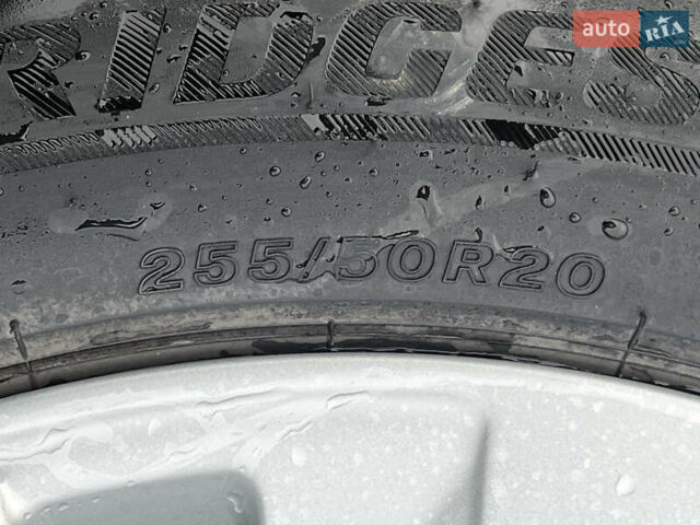 Білий Ауді E-Tron, об'ємом двигуна 0 л та пробігом 48 тис. км за 48798 $, фото 100 на Automoto.ua