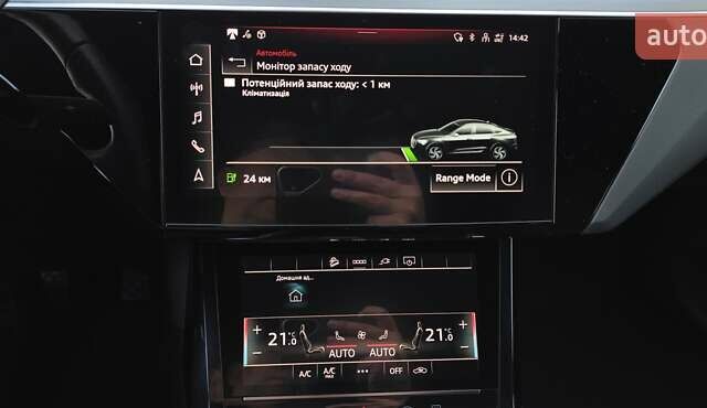 Белый Ауди E-Tron, объемом двигателя 0 л и пробегом 110 тыс. км за 37700 $, фото 87 на Automoto.ua