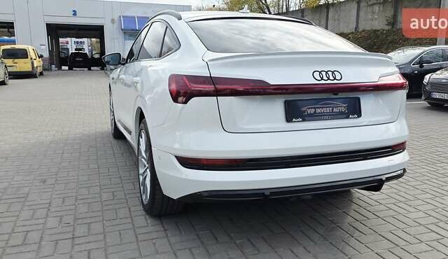 Белый Ауди E-Tron, объемом двигателя 0 л и пробегом 110 тыс. км за 37700 $, фото 22 на Automoto.ua