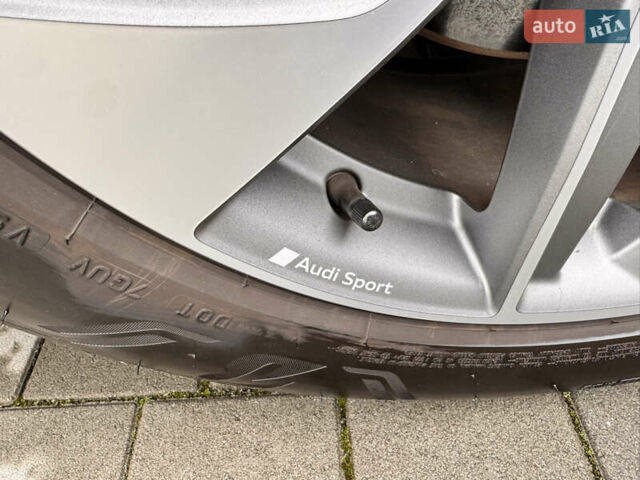 Белый Ауди E-Tron, объемом двигателя 0 л и пробегом 27 тыс. км за 38800 $, фото 13 на Automoto.ua