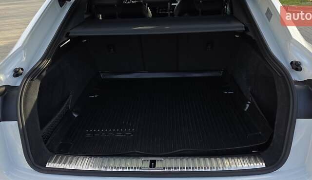 Белый Ауди E-Tron, объемом двигателя 0 л и пробегом 110 тыс. км за 37700 $, фото 74 на Automoto.ua