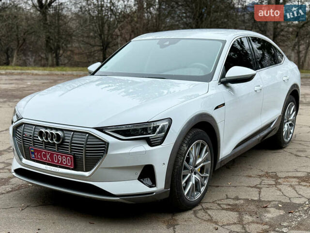 Белый Ауди E-Tron, объемом двигателя 0 л и пробегом 38 тыс. км за 38200 $, фото 16 на Automoto.ua