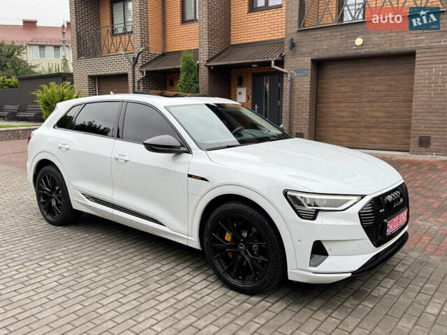 Ауди E-Tron 2023 в Хмельницком на Automoto.ua Белый Ауди E-Tron, объемом двигателя 0 л и пробегом 55 тыс. км за 37900 $, фото 11 на Automoto.ua
