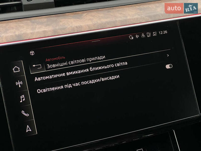 Белый Ауди E-Tron, объемом двигателя 0 л и пробегом 41 тыс. км за 41325 $, фото 85 на Automoto.ua