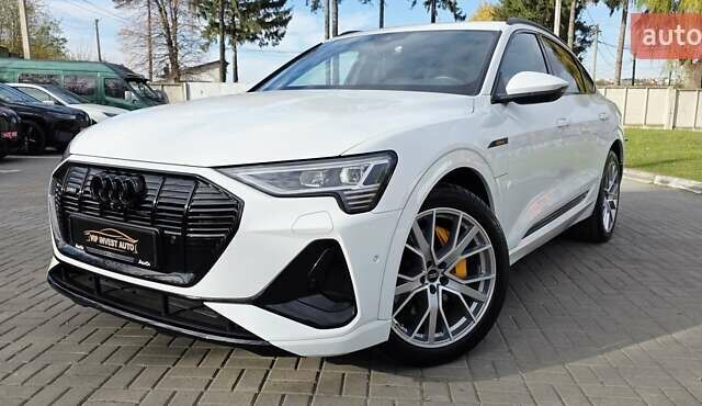 Белый Ауди E-Tron, объемом двигателя 0 л и пробегом 110 тыс. км за 37700 $, фото 40 на Automoto.ua