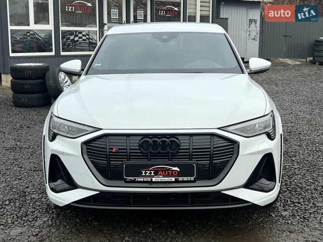 Білий Ауді E-Tron, об'ємом двигуна 0 л та пробігом 48 тис. км за 48798 $, фото 2 на Automoto.ua