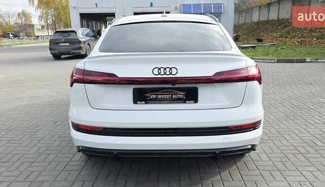 Белый Ауди E-Tron, объемом двигателя 0 л и пробегом 110 тыс. км за 37700 $, фото 19 на Automoto.ua