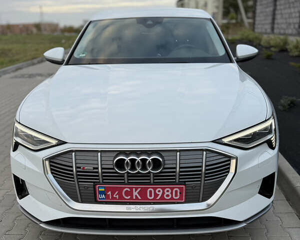 Белый Ауди E-Tron, объемом двигателя 0 л и пробегом 38 тыс. км за 38500 $, фото 9 на Automoto.ua