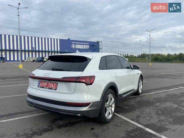 Білий Ауді E-Tron, об'ємом двигуна 0 л та пробігом 29 тис. км за 37999 $, фото 8 на Automoto.ua